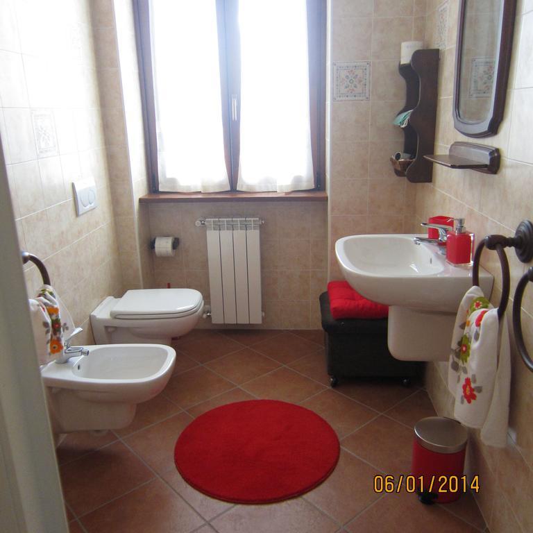 Bed And Breakfast Azienda Agricola Cascina Salazzara Маджента Екстериор снимка